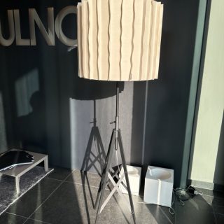 Lampada Pylon
