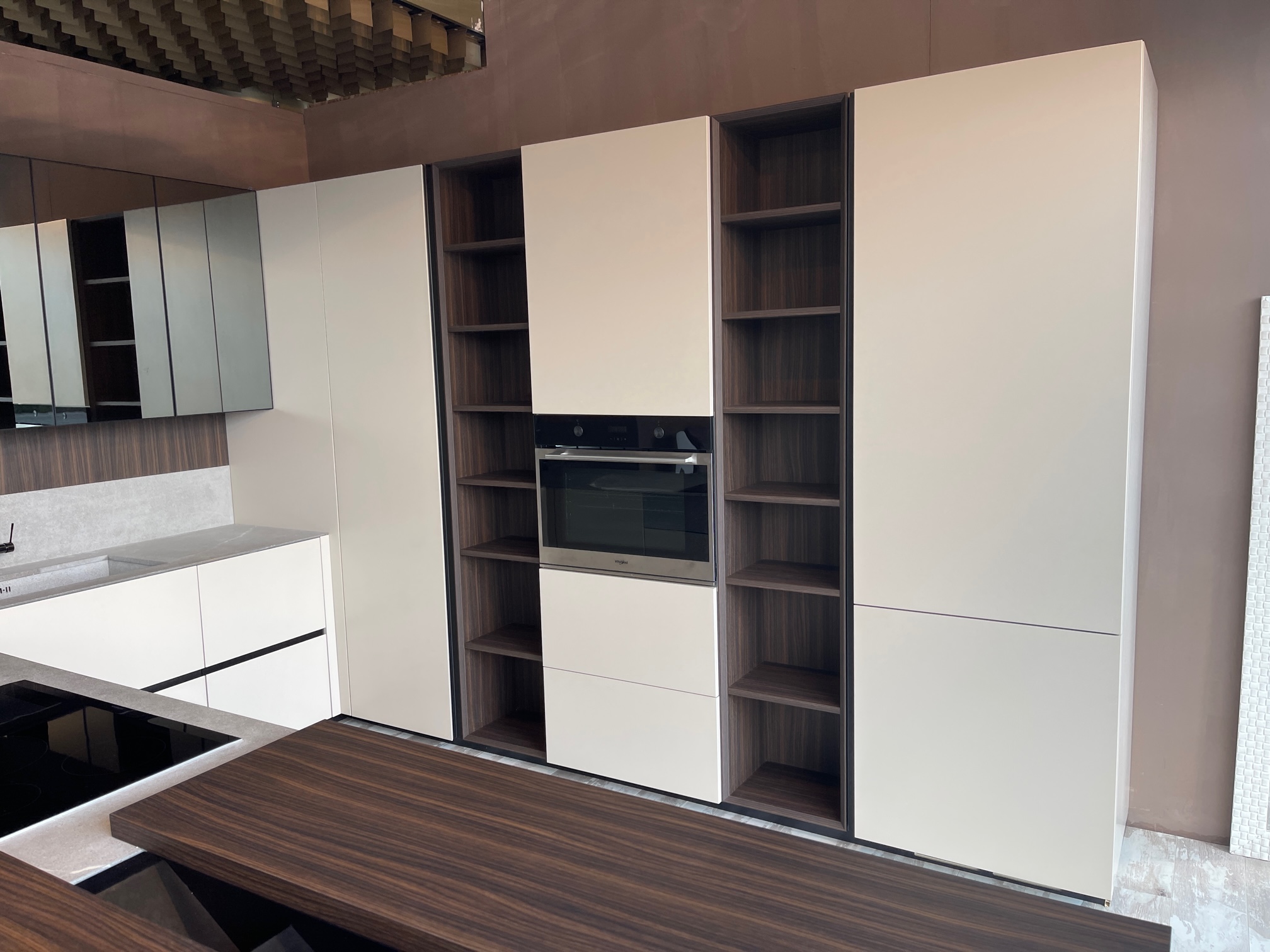 Cucina moderna ad isola K105 - Creo Arredo