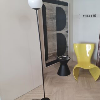 Model 1081 Lampada da Terra 182 cm Nero